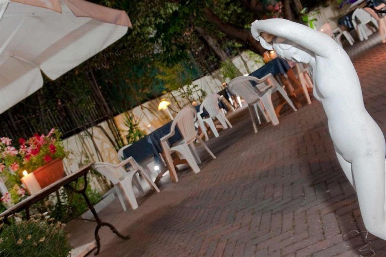C-Hotels Club House Roma Exterior photo